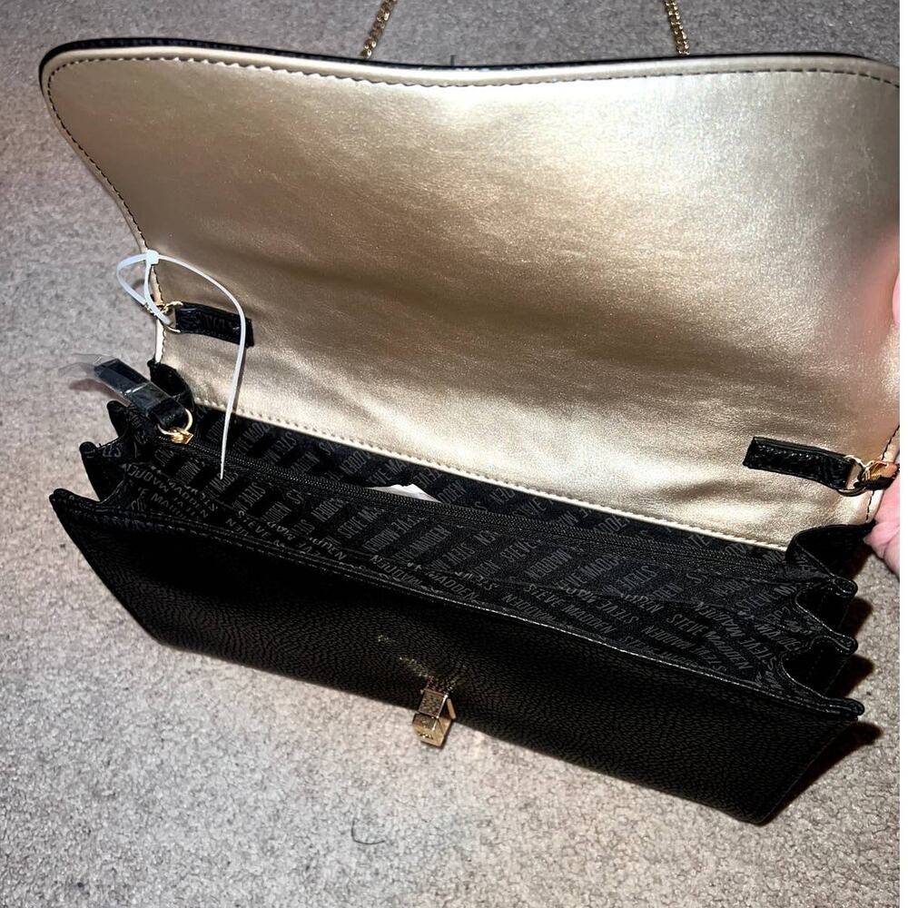New Steve Madden Black Crossbody turn lock closure clutch - Picture 2 of 8